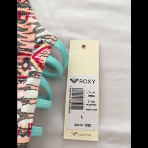 Roxy Swim - Roxy bathing top. Roxy Swim - Roxy bathing top.